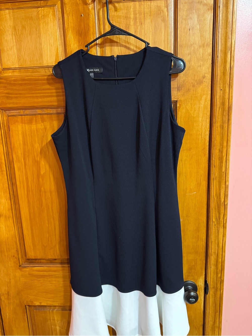 Anne Klein Black Shift Dress with White Hem